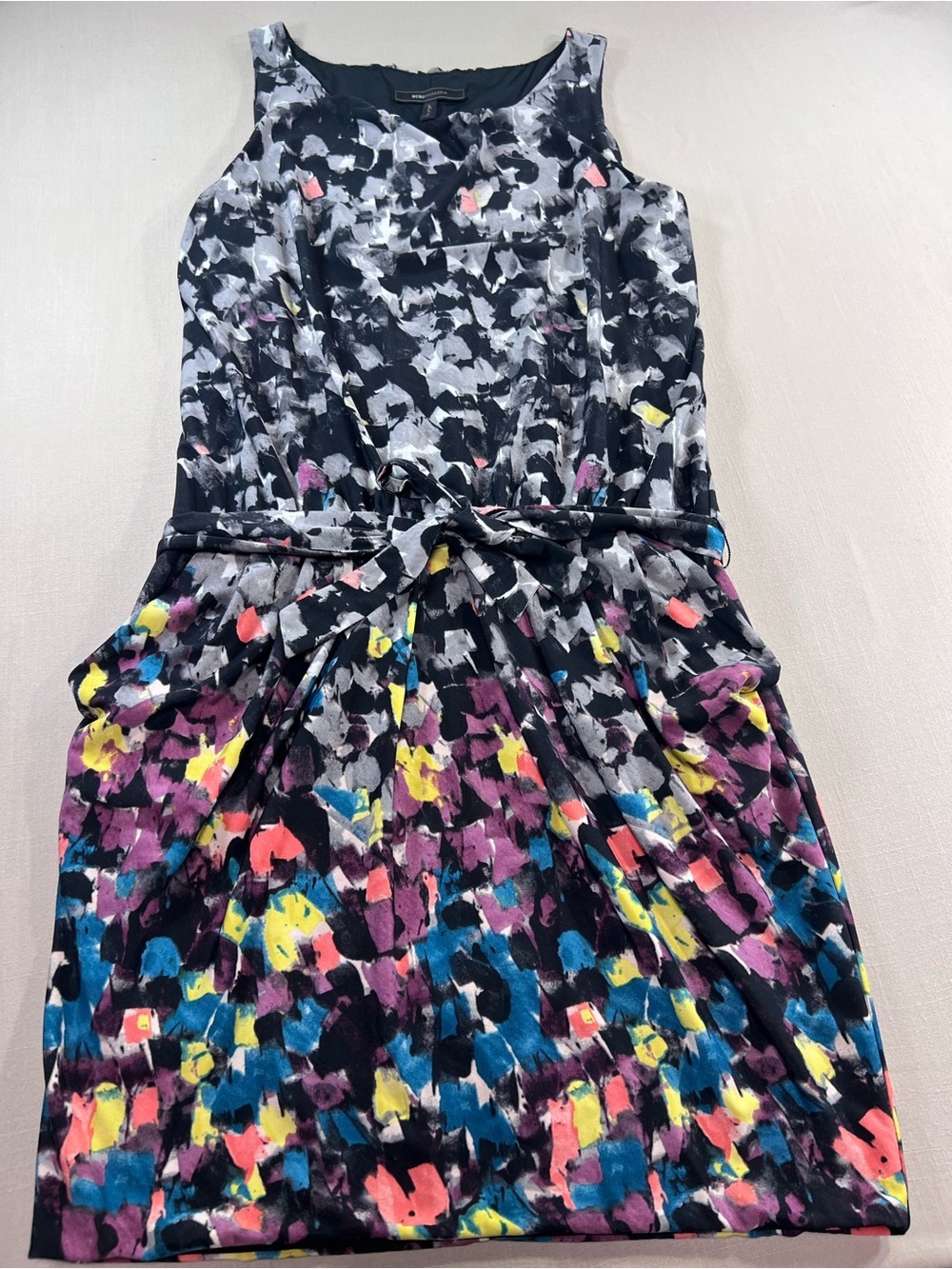 BCBG Max Azria Janis Abstract Print Sleeveless Belted Dress Size M with Pockets
